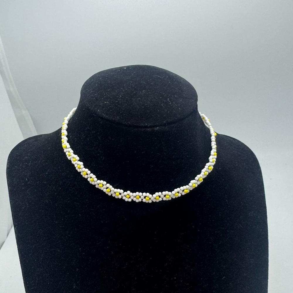 Handmade Daisy Beaded Choker Necklace White & Yellow BOHO
